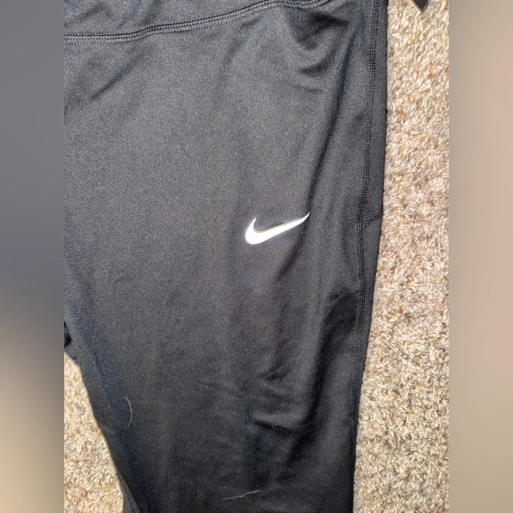 Nike Black Active Leggings - Picture 4 of 10